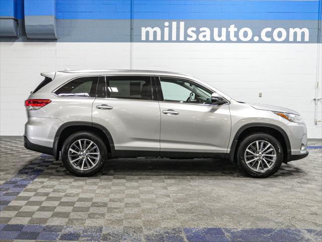 used 2019 Toyota Highlander car, priced at $24,929