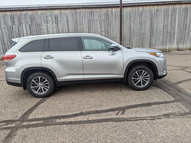 used 2019 Toyota Highlander car, priced at $24,999