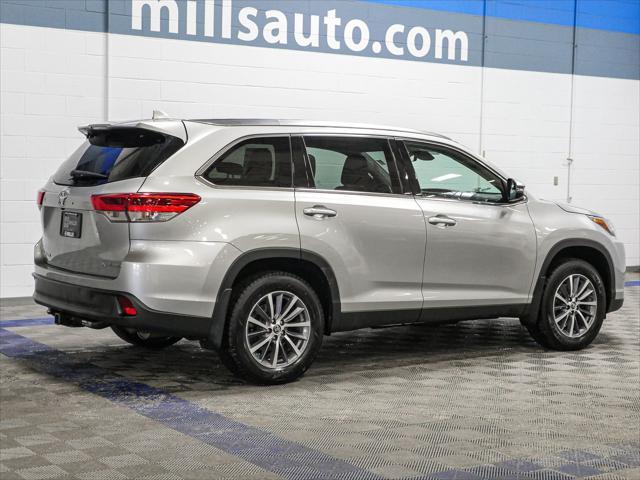 used 2019 Toyota Highlander car, priced at $24,929