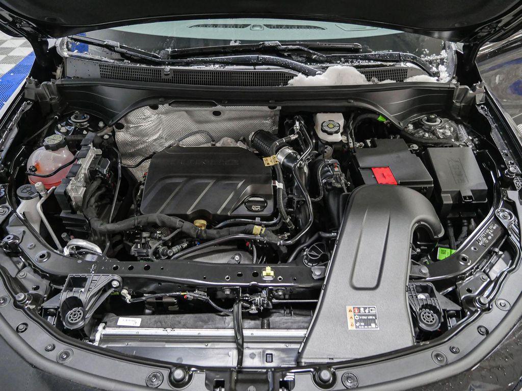 new 2025 Buick Envista car, priced at $25,899