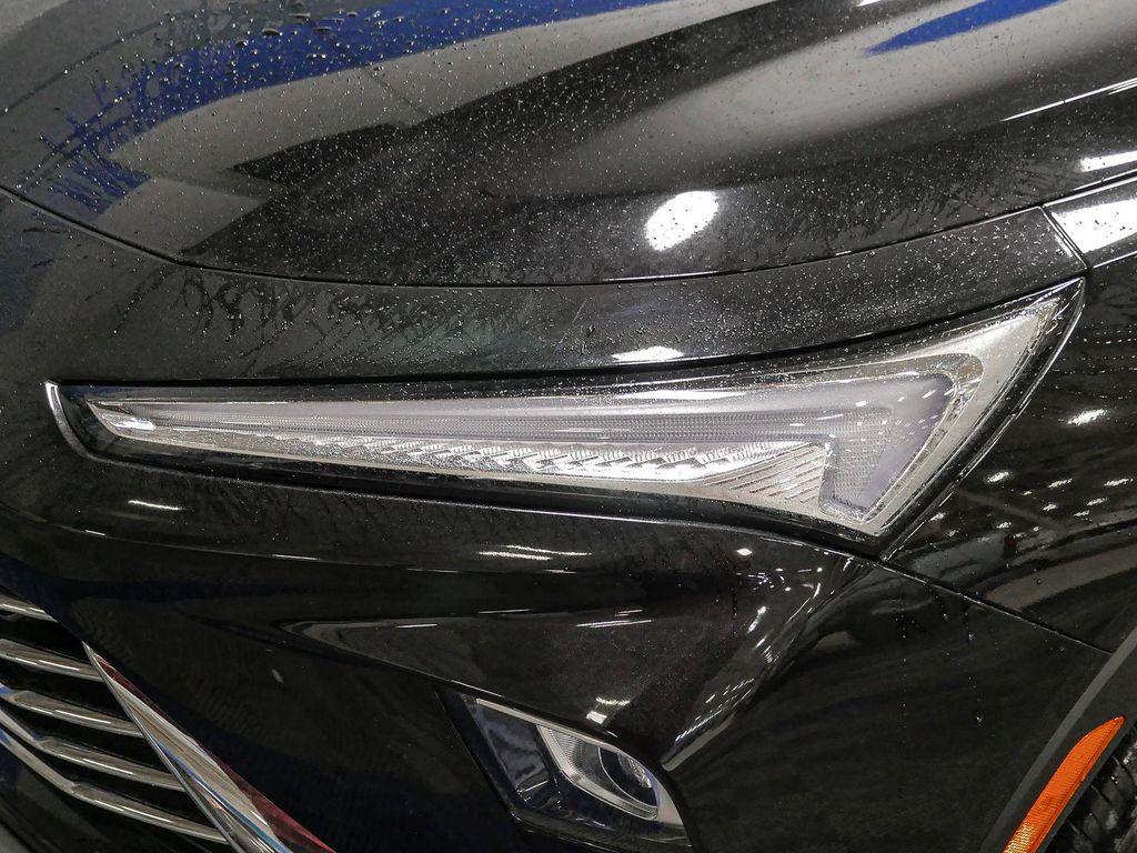 new 2025 Buick Envista car, priced at $25,899