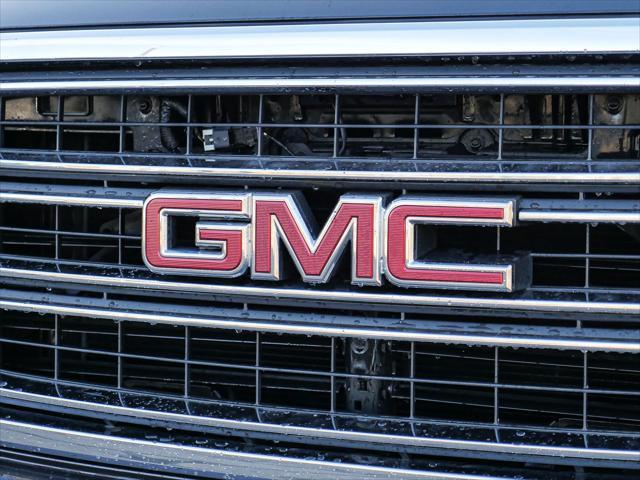 used 2018 GMC Yukon XL car, priced at $25,000