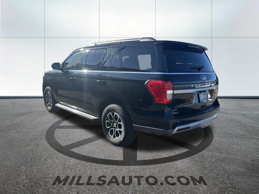 used 2024 Ford Expedition car, priced at $45,570