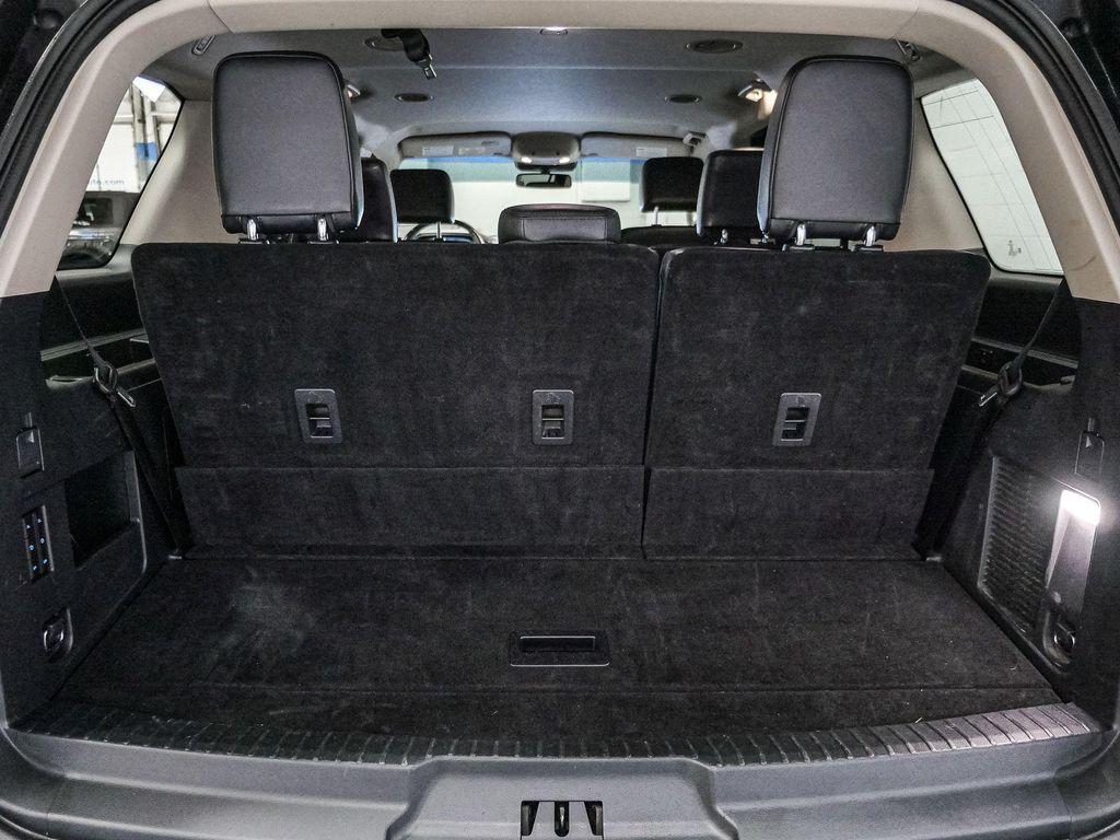 used 2024 Ford Expedition car, priced at $40,895