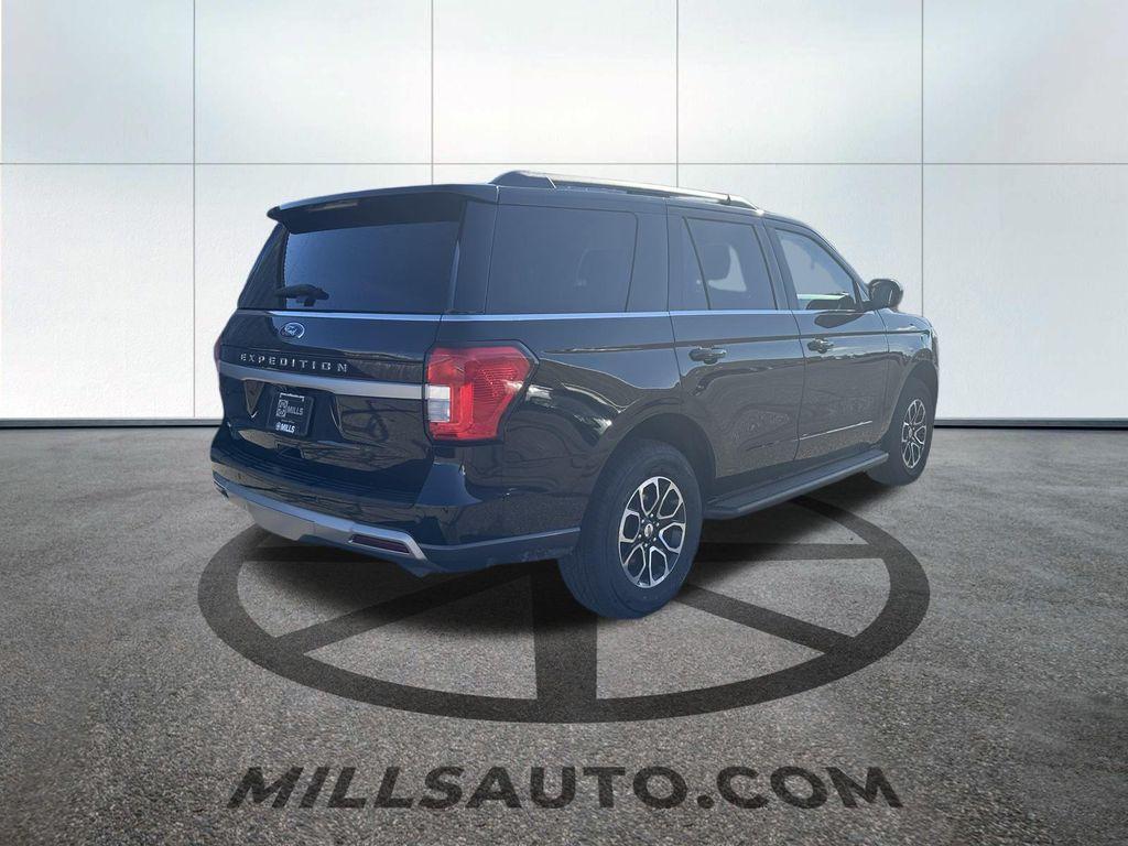 used 2024 Ford Expedition car, priced at $45,570