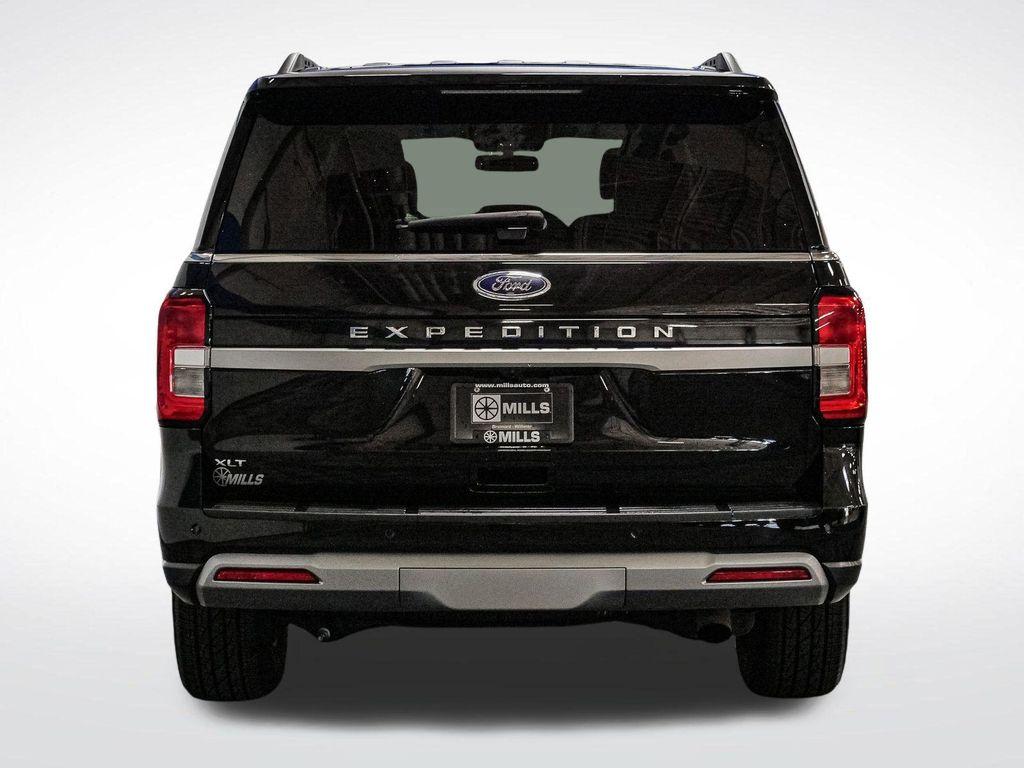 used 2024 Ford Expedition car, priced at $40,895