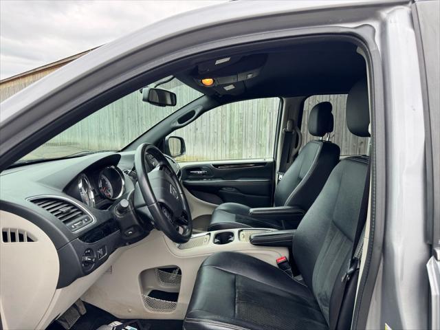 used 2014 Dodge Grand Caravan car, priced at $9,661