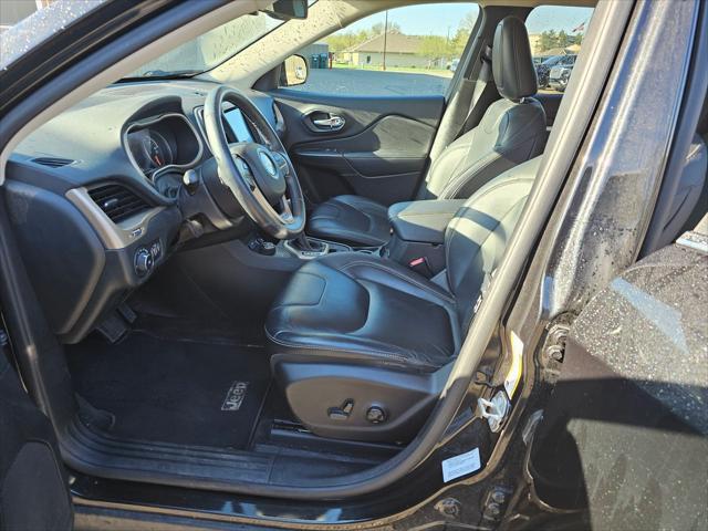 used 2016 Jeep Cherokee car, priced at $13,340