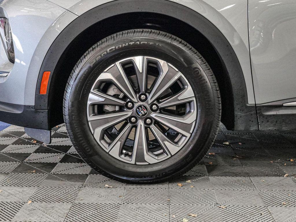 used 2024 Buick Envision car, priced at $27,331