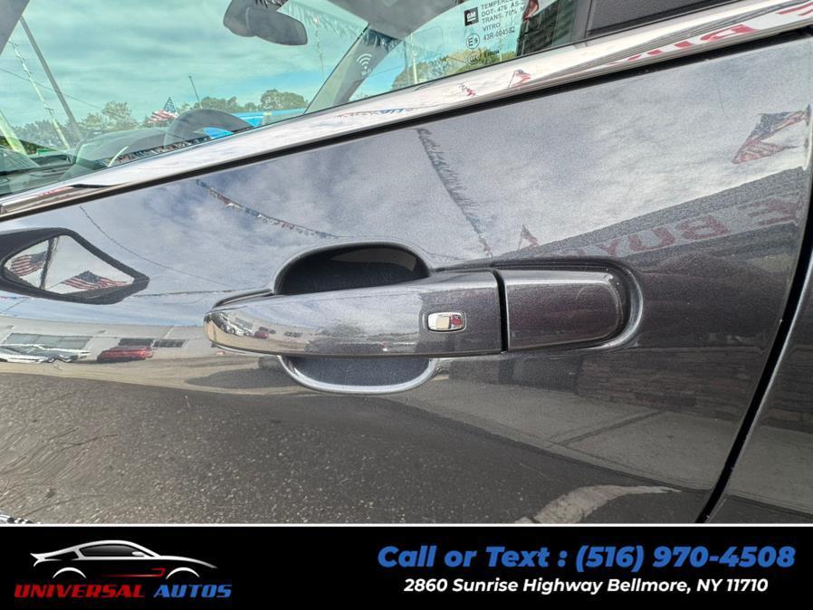 used 2023 Chevrolet Equinox car, priced at $13,489