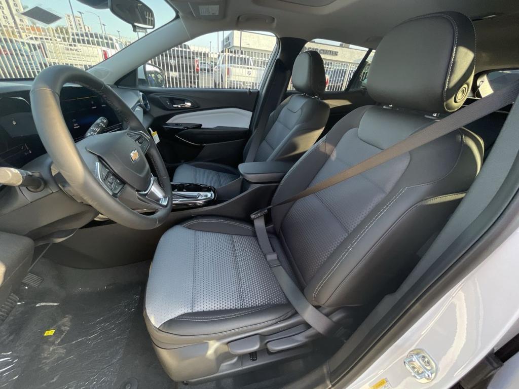 new 2025 Chevrolet Trax car, priced at $26,670