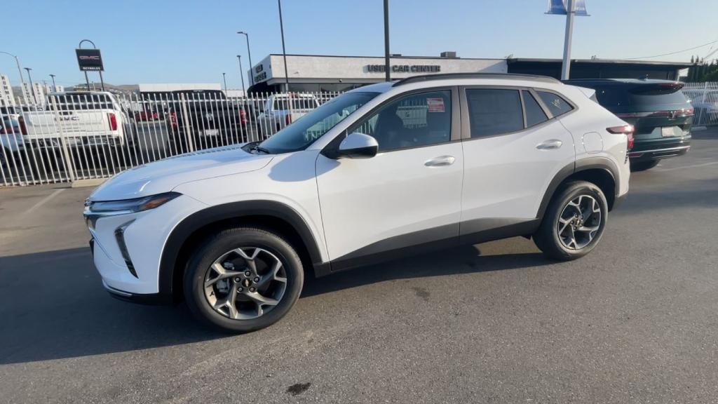 new 2025 Chevrolet Trax car, priced at $26,670