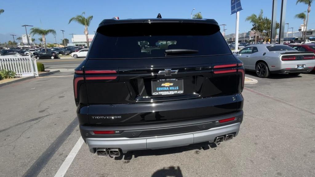new 2025 Chevrolet Traverse car, priced at $46,040