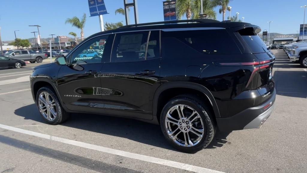 new 2025 Chevrolet Traverse car, priced at $46,040