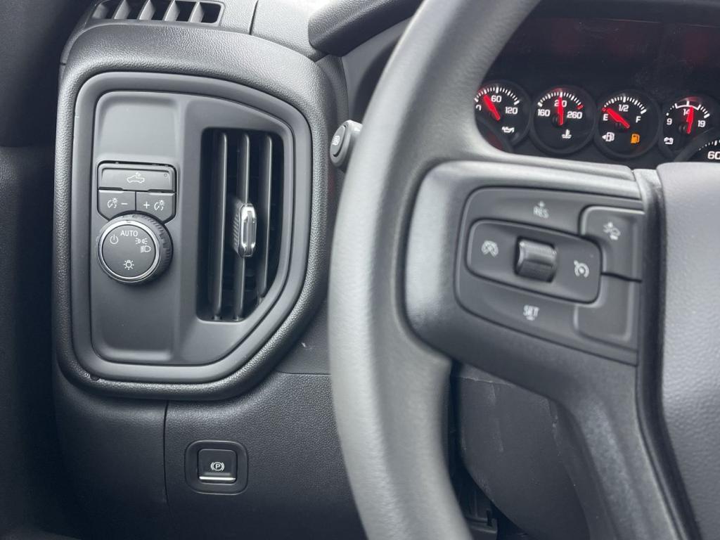 new 2025 Chevrolet Silverado 1500 car, priced at $44,730