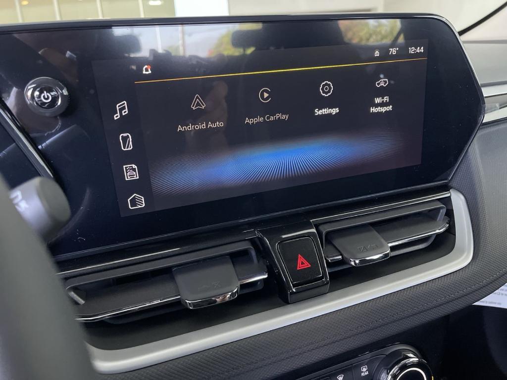 new 2025 Chevrolet TrailBlazer car, priced at $25,227