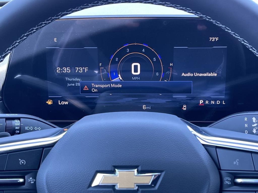 new 2025 Chevrolet Traverse car