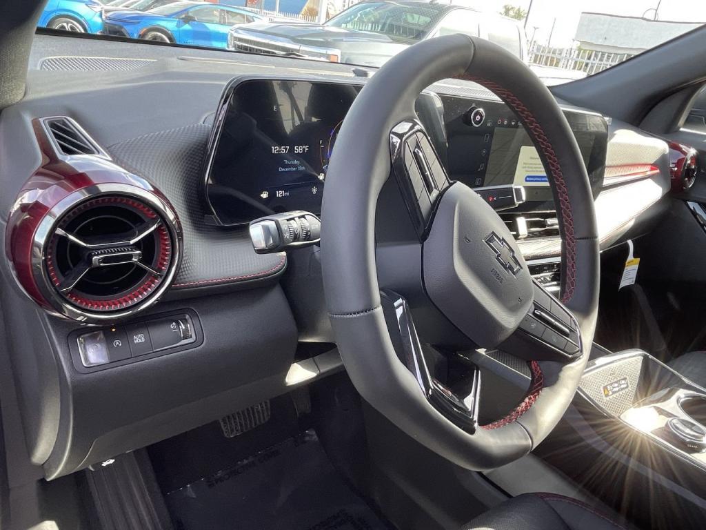 new 2025 Chevrolet Equinox car, priced at $33,247