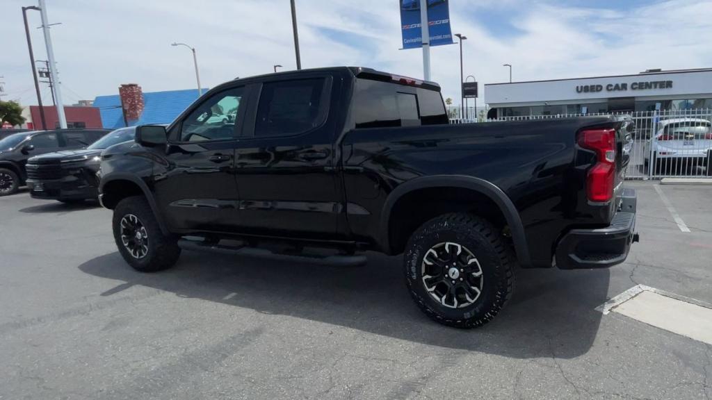 new 2025 Chevrolet Silverado 1500 car