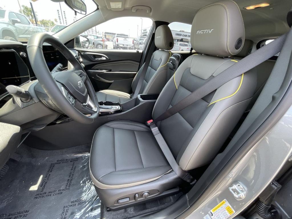 new 2025 Chevrolet Trax car, priced at $26,785