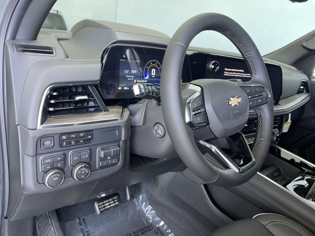 new 2025 Chevrolet Suburban car, priced at $90,900