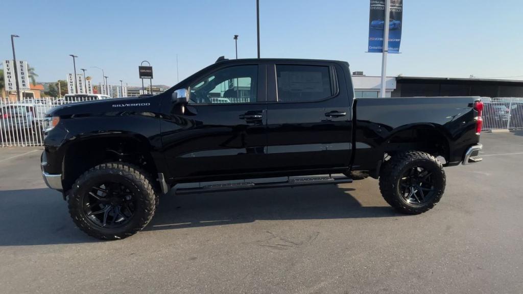 new 2025 Chevrolet Silverado 1500 car, priced at $51,335