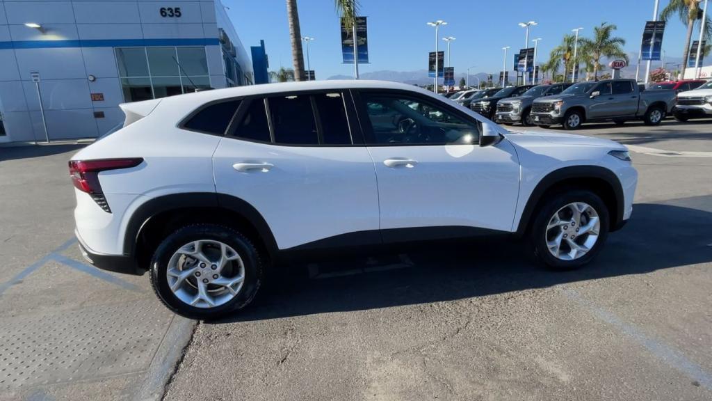 new 2025 Chevrolet Trax car, priced at $22,890