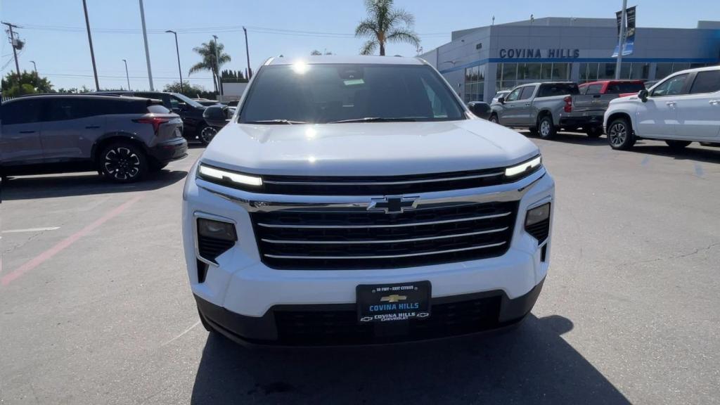 new 2025 Chevrolet Traverse car, priced at $47,570