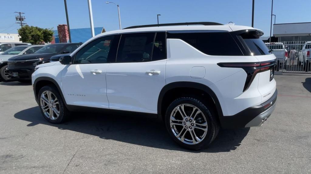 new 2025 Chevrolet Traverse car, priced at $47,570