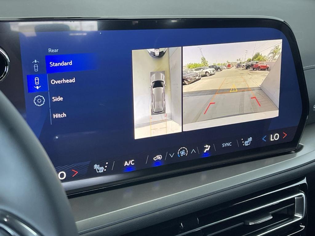 new 2025 Chevrolet Traverse car, priced at $47,570