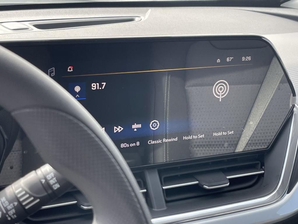 new 2025 Chevrolet Trax car