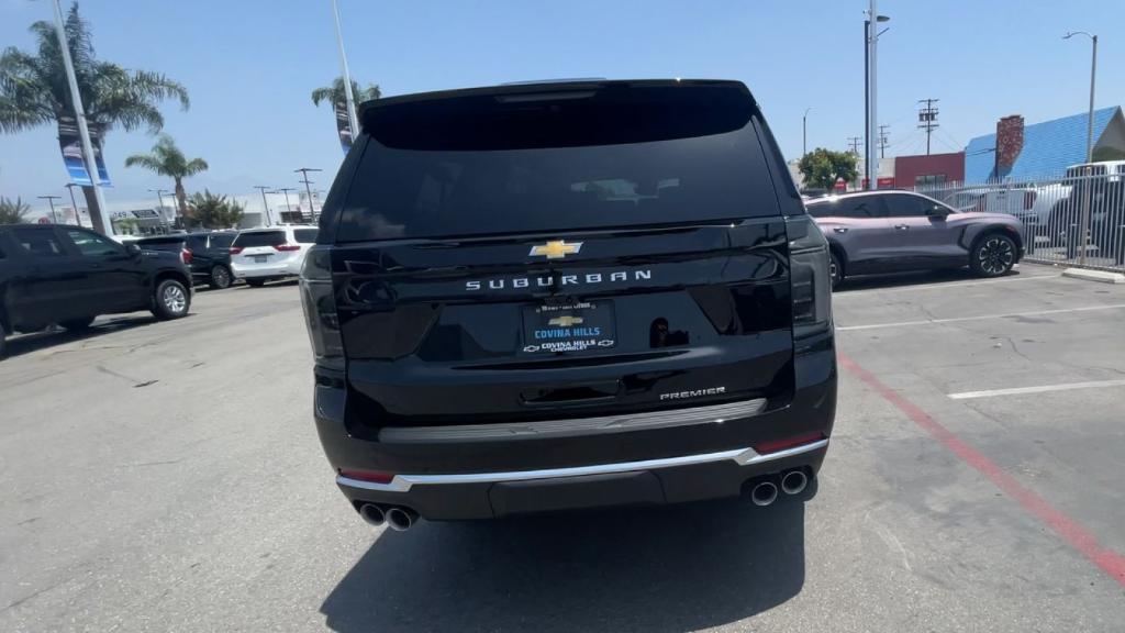 new 2025 Chevrolet Suburban car