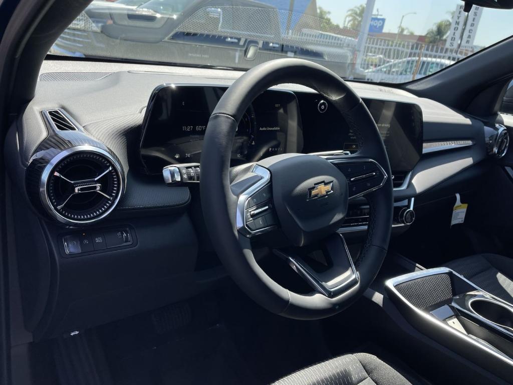 new 2025 Chevrolet Equinox car, priced at $30,165