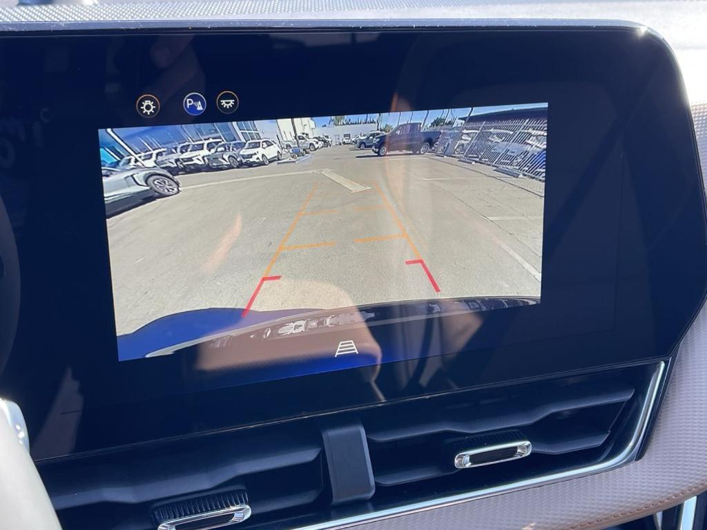 new 2025 Chevrolet Equinox car, priced at $33,557