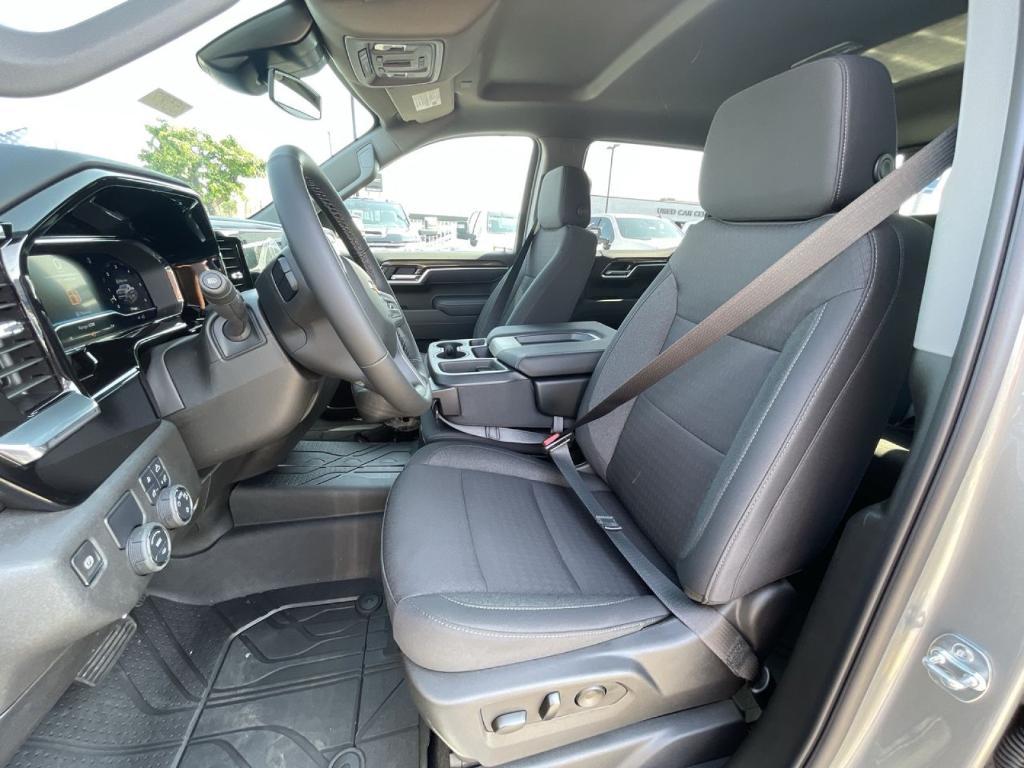 new 2025 Chevrolet Silverado 1500 car, priced at $53,515