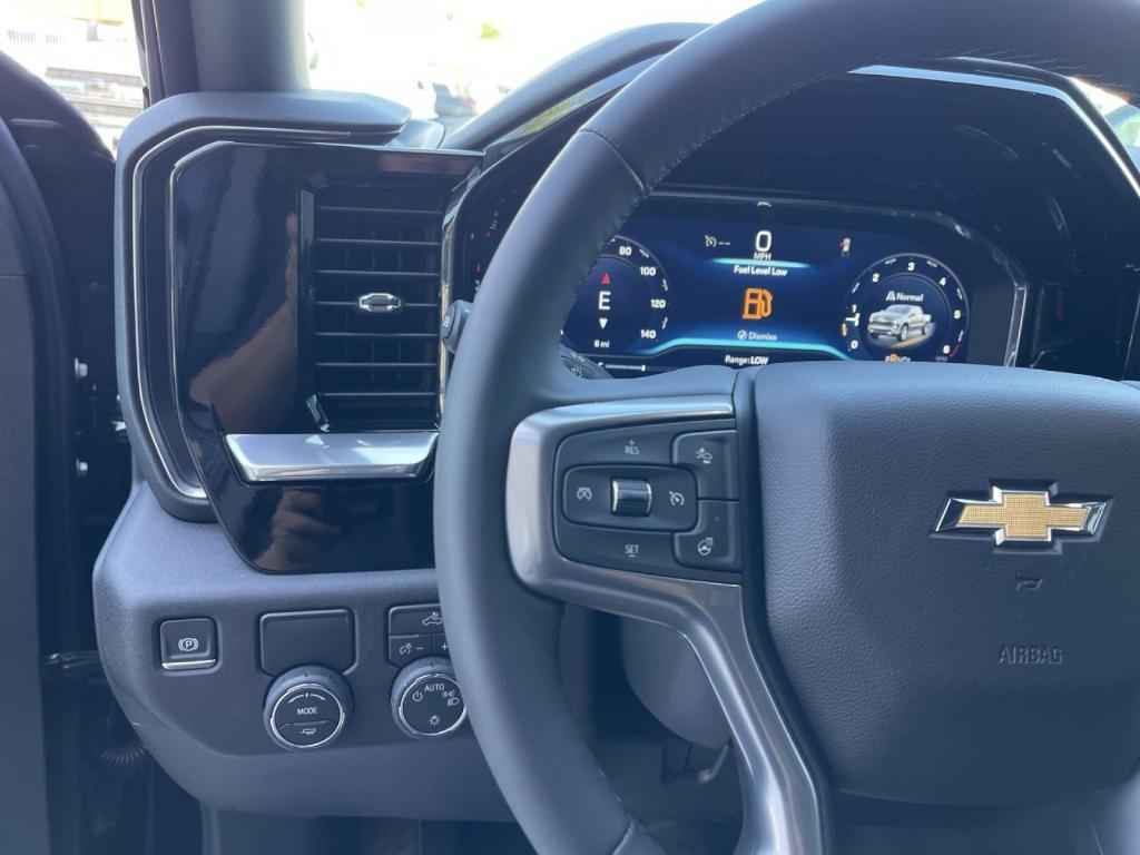 new 2025 Chevrolet Silverado 1500 car, priced at $47,640