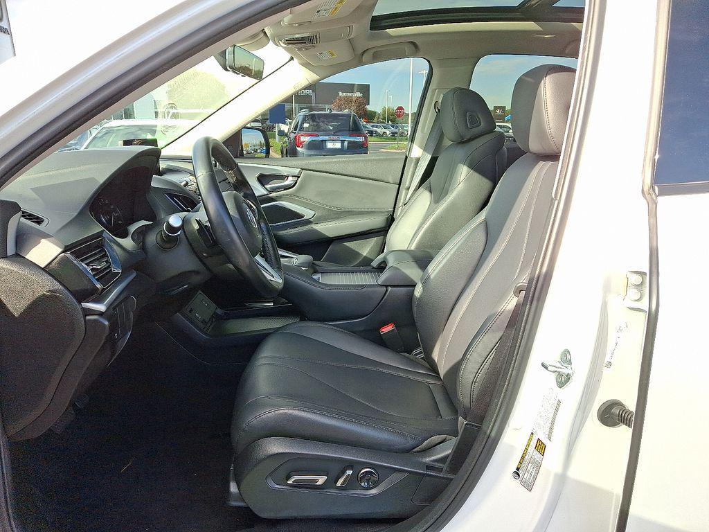 used 2024 Acura RDX car, priced at $36,500