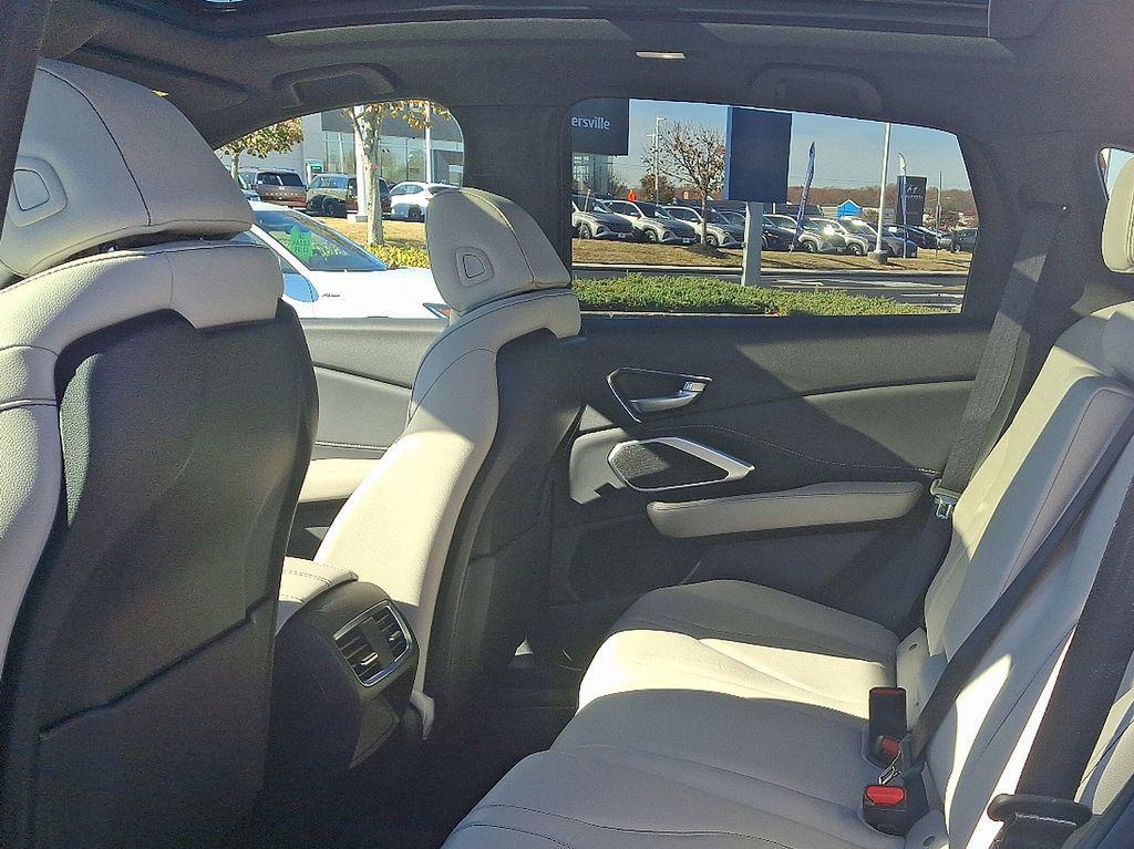 new 2025 Acura RDX car, priced at $46,650