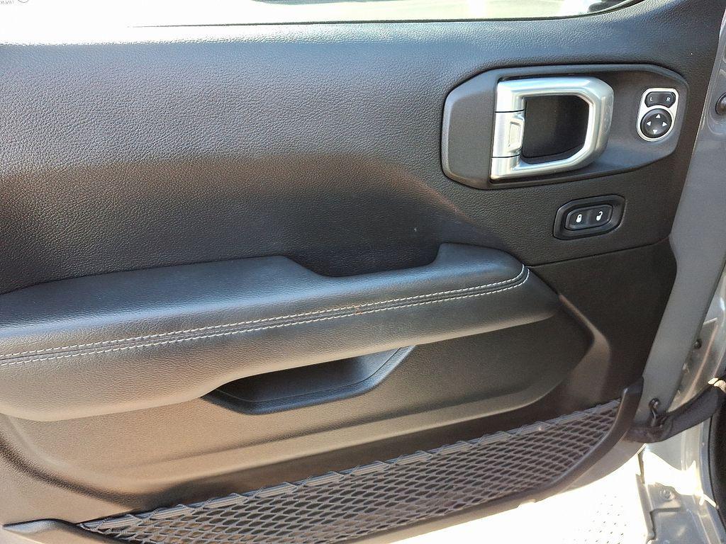 used 2020 Jeep Wrangler Unlimited car, priced at $30,600