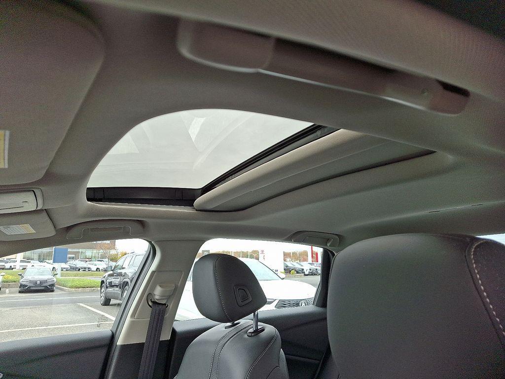 used 2023 Acura TLX car, priced at $32,200