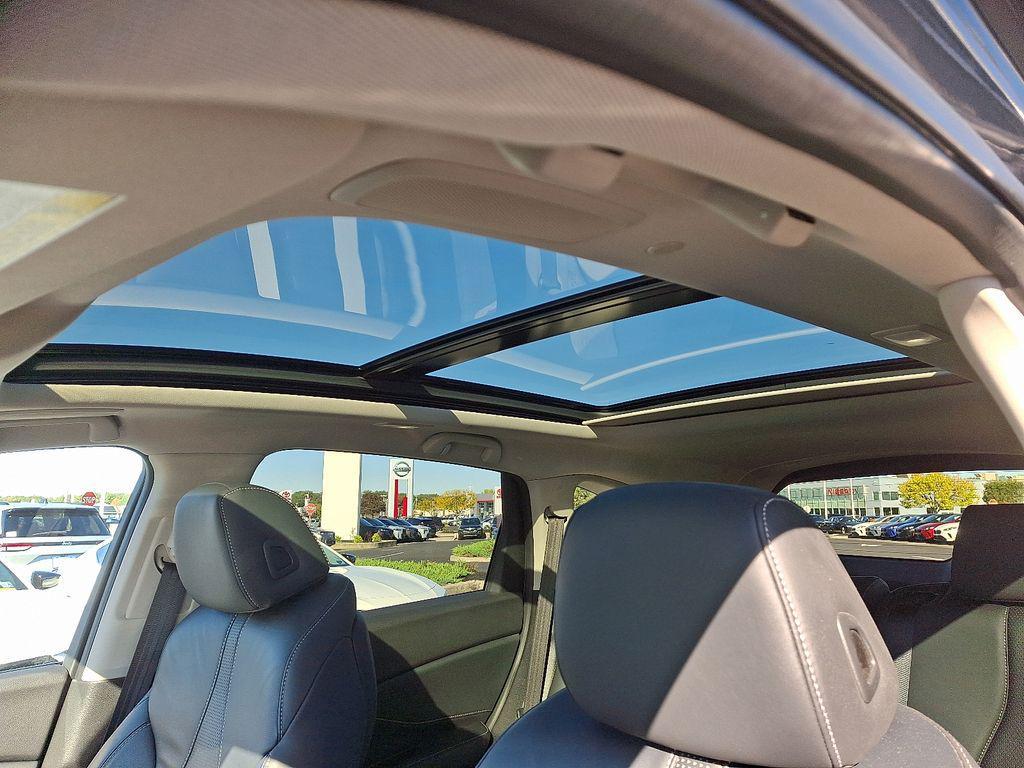 used 2021 Acura RDX car, priced at $30,500