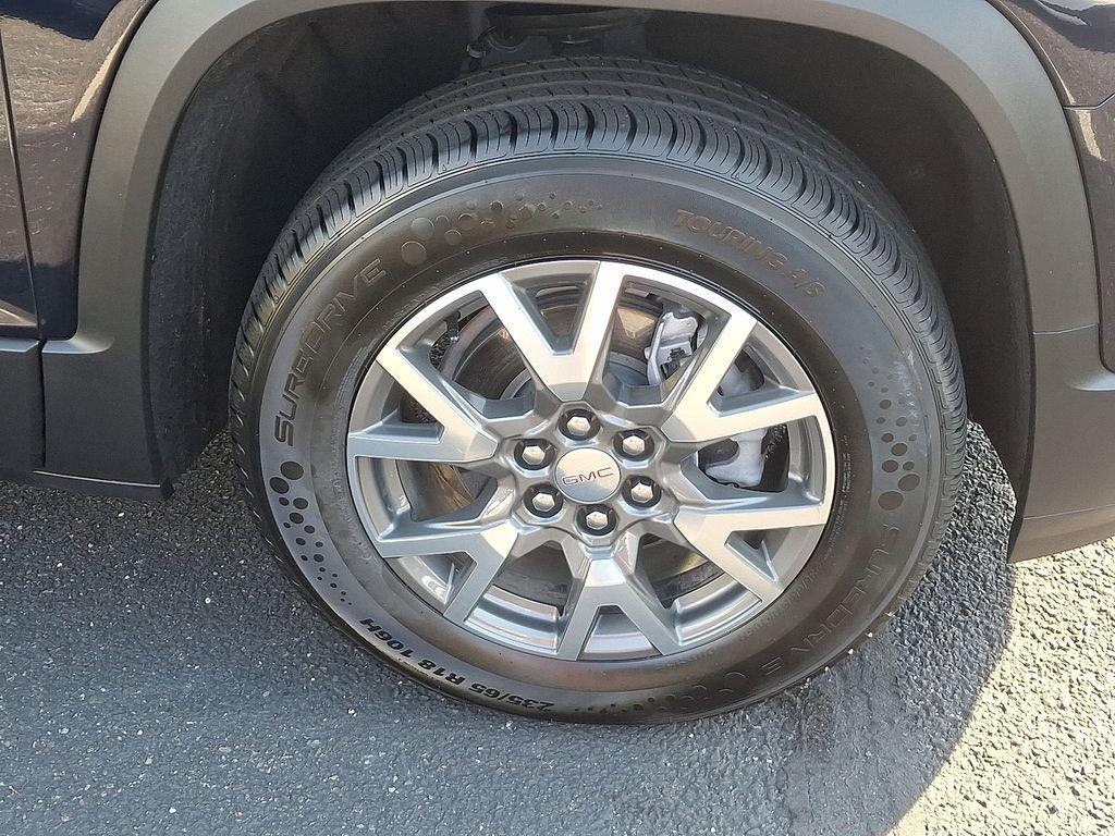used 2022 GMC Acadia car, priced at $25,100