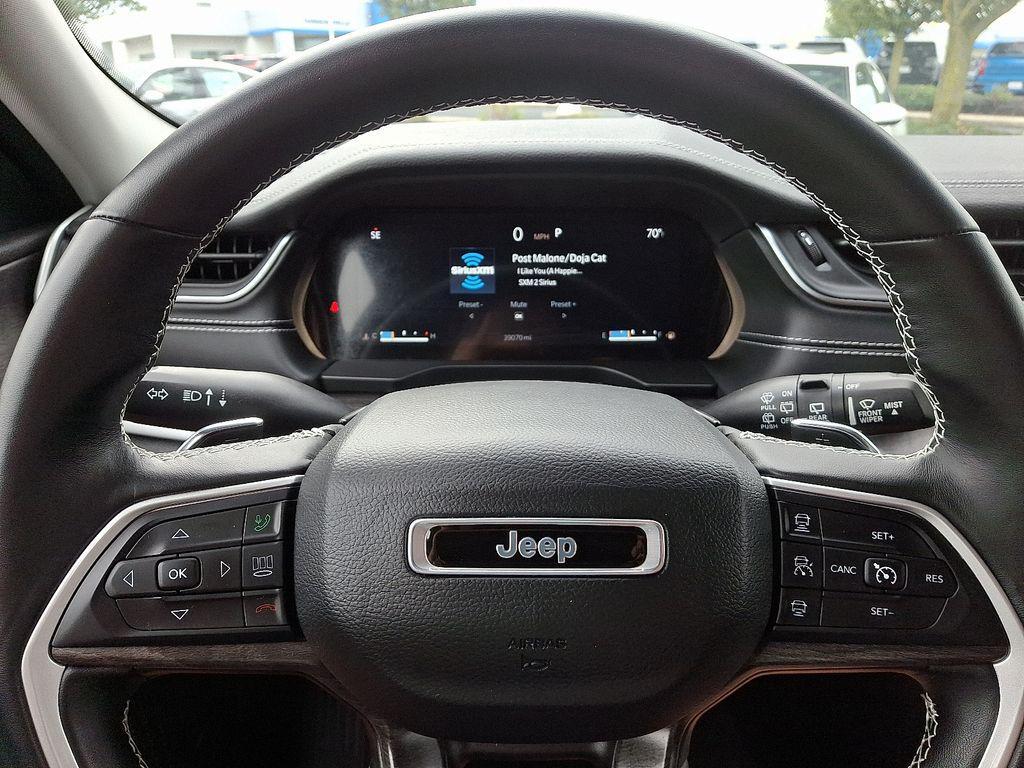 used 2022 Jeep Grand Cherokee car, priced at $29,950