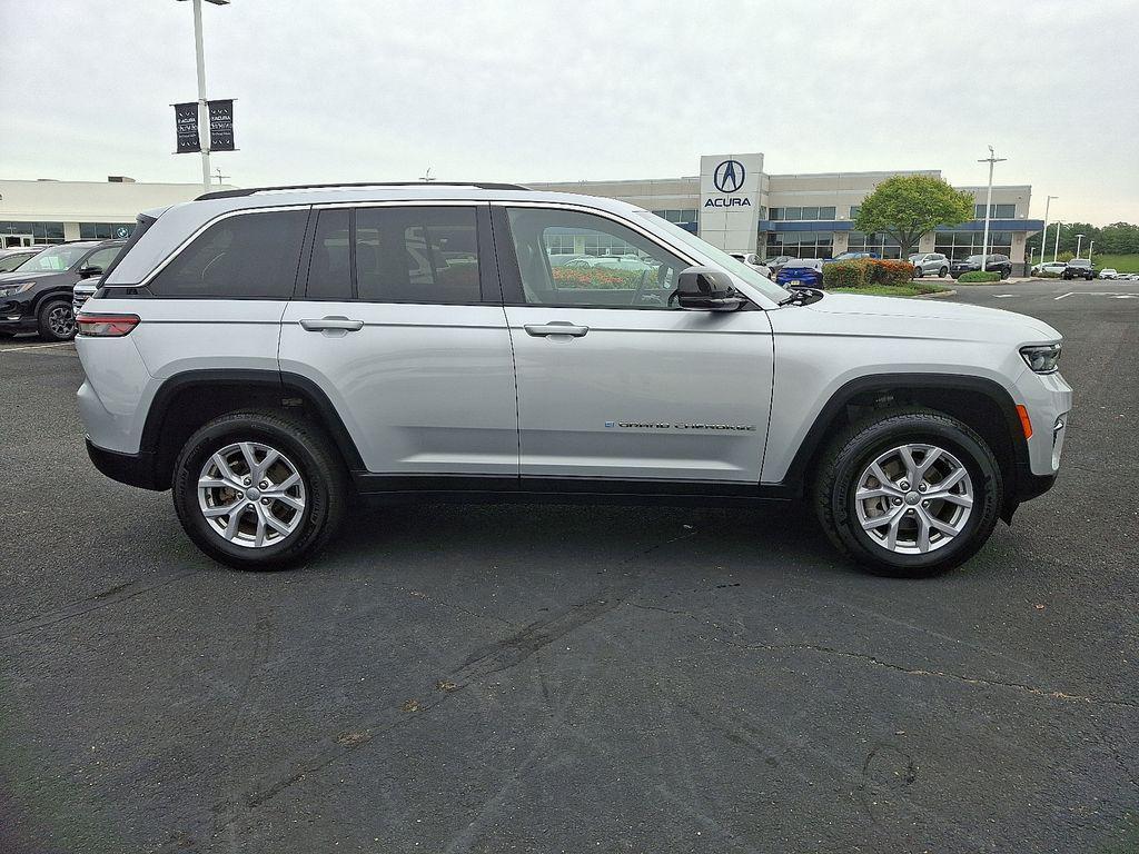 used 2022 Jeep Grand Cherokee car, priced at $29,950