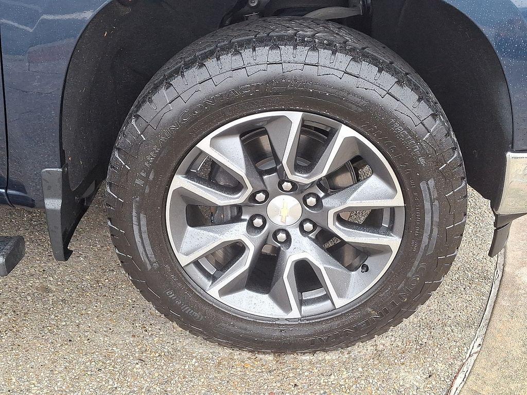 used 2022 Chevrolet Silverado 1500 car, priced at $31,500