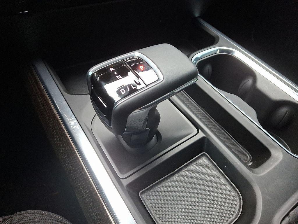 used 2022 Chevrolet Silverado 1500 car, priced at $31,500