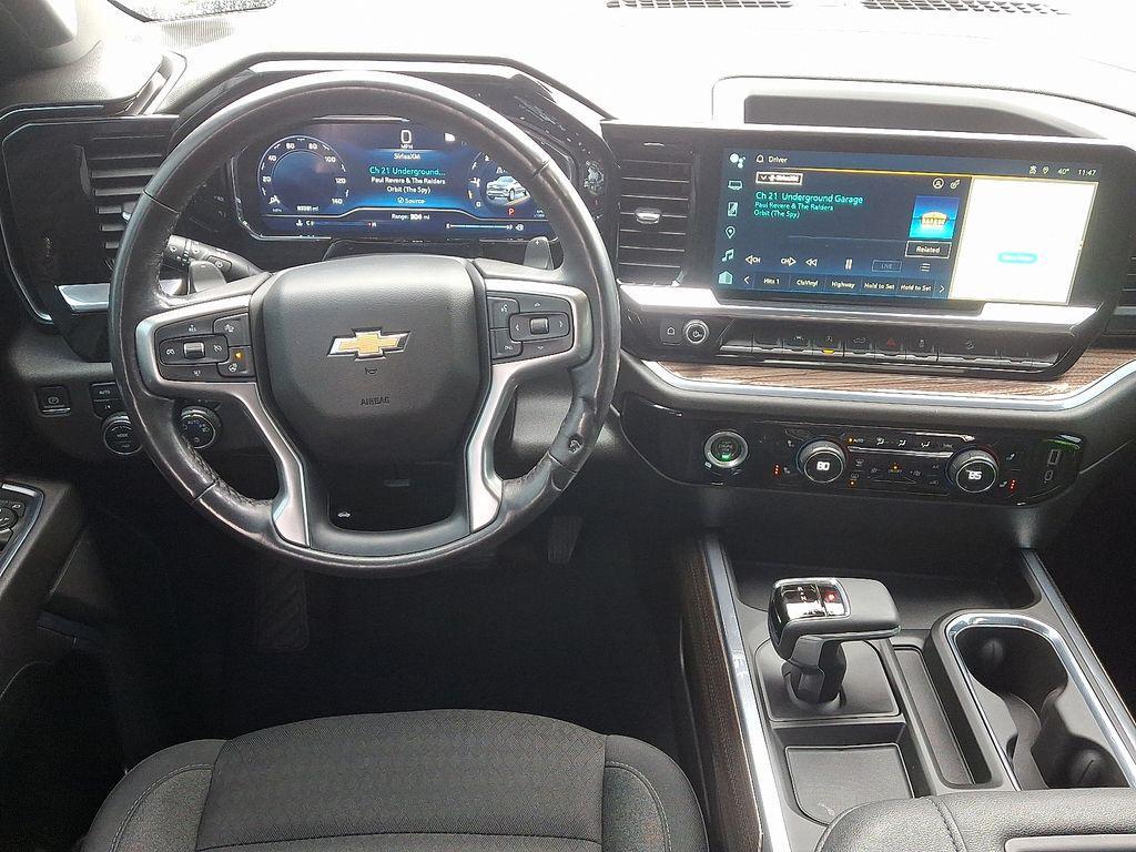 used 2022 Chevrolet Silverado 1500 car, priced at $31,500