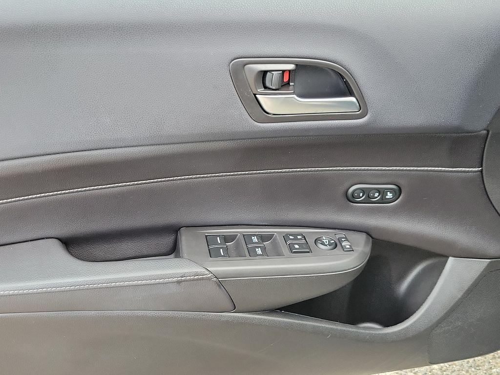 used 2020 Acura ILX car, priced at $23,000