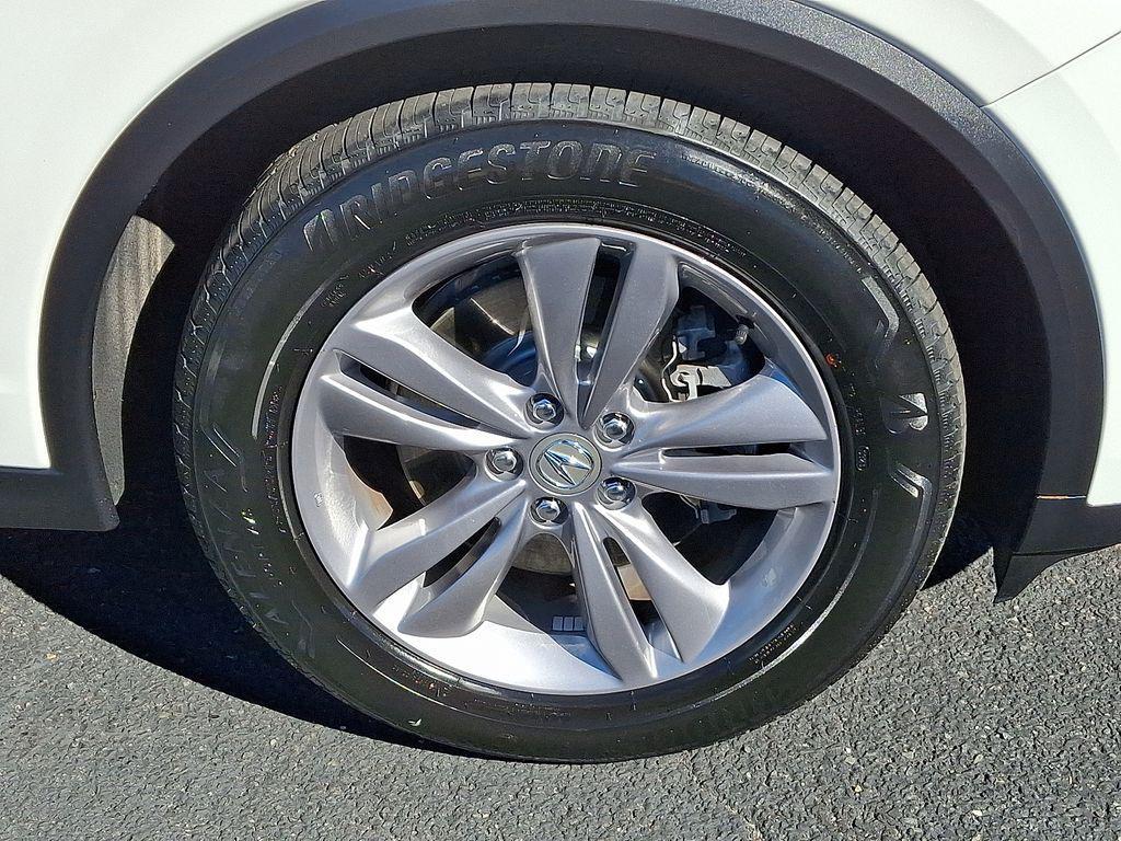 used 2023 Acura MDX car, priced at $39,900