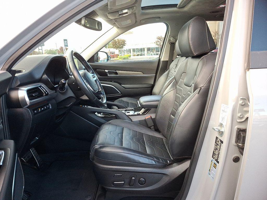 used 2022 Kia Telluride car, priced at $34,000
